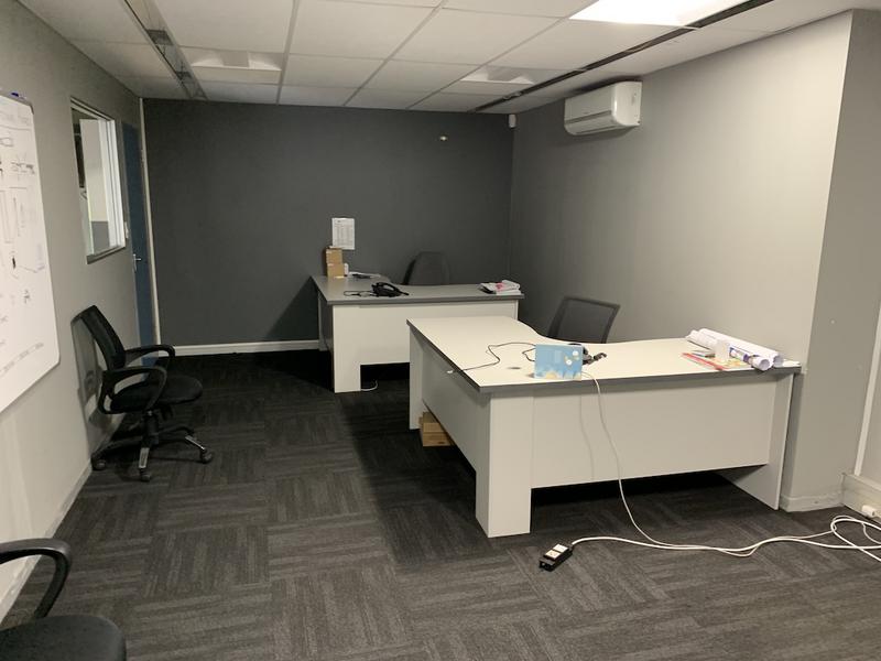 To Let Commercial Property for Rent in Paarden Eiland Western Cape